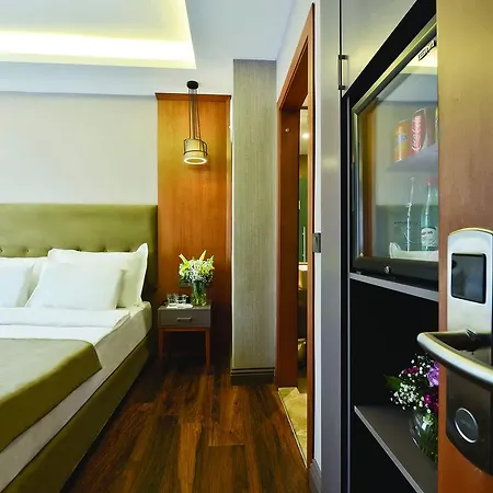 Blueway Hotel 3*