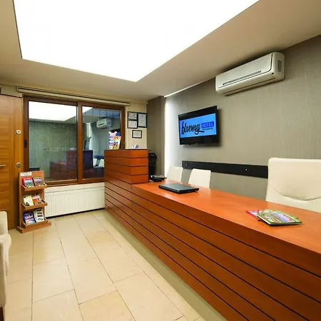 Blueway Hotel