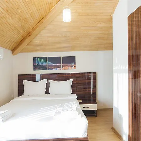 Blueway Hotel