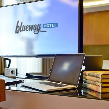 Blueway Hotel 3*